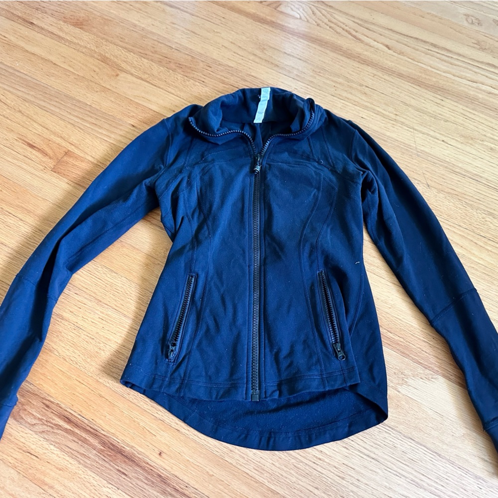 Lululemon jacket size 6, GUC